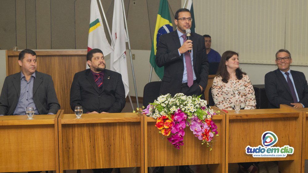 Dr. Thales Cazonato Corrêa durante discurso (Foto: Gabriel Kazuto/ Tudo Em Dia)