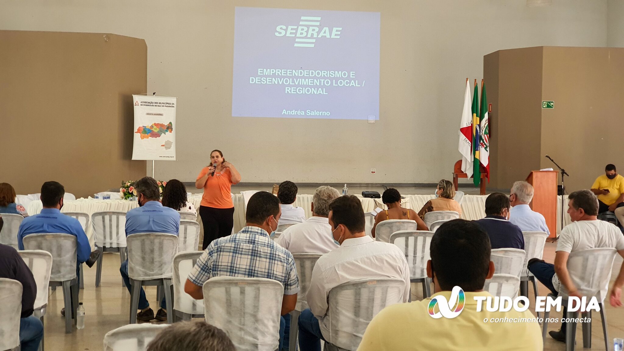 Capinópolis: palestra abordou o desenvolvimento econômico com lideranças regionais