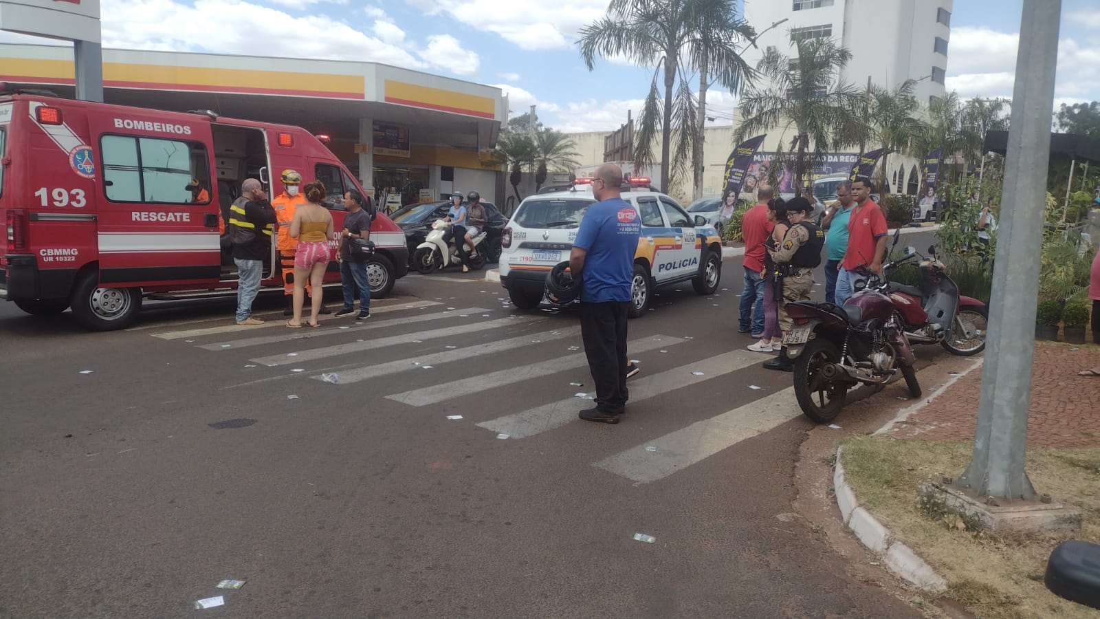 Acidente foi registrado na Avenida 26 com a Avenida 17 | Foto: Bombeiros