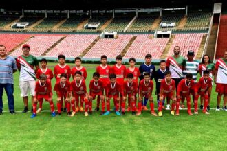 Atletas no Estádio João Avelange — Parque do Sabiá