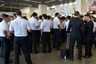 Brasília - Os aeronautas e aeroviários paralisam as atividades nesta quarta-feira (3), das 6h Às 8h, nos aeroportos de Congonhas, Guarulhos, Santos Dumont, Galeão, Viracopos, Porto Alegre, Florianópolis, Curitiba, Brasília, Salvador, Recife e Fortaleza (Jose Cruz/Agência Brasil)