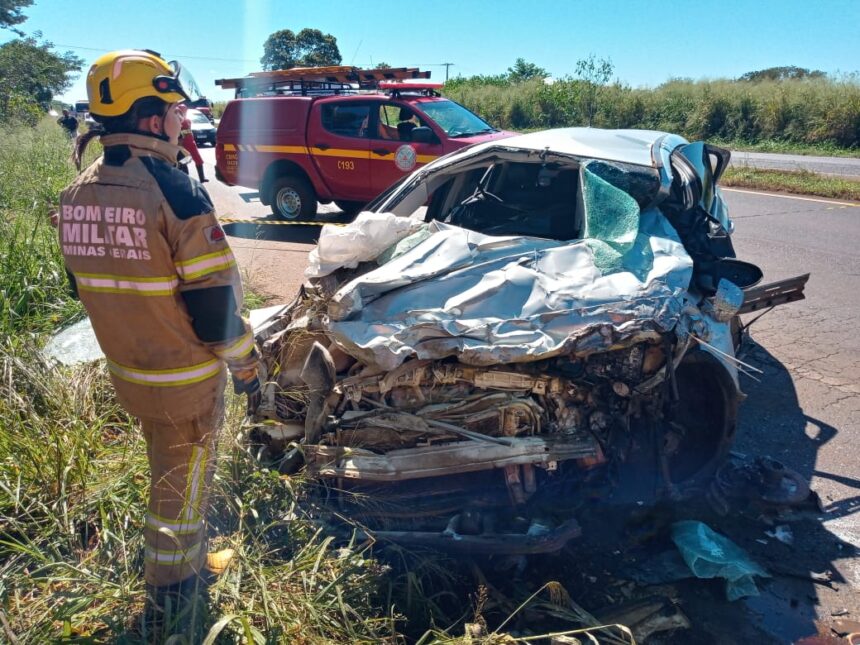 Acidente grave na BR-153, próximo à Centralina, Minas Gerais, deixa 3 mortos