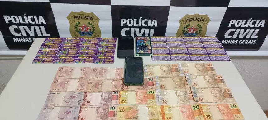 Materiais apreendidos com suspeito de agiotagem em Uberaba — Foto: Polícia Civil/Divulgação