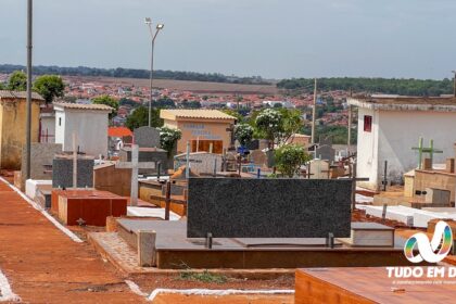 Imagem registra o interior do ‘Cemitério da Saudade’/ Foto: Paulo Braga