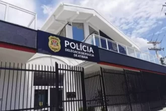 Mulher de 34 anos corta pênis do marido em Atibaia (SP) e joga na privada