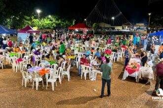 Feira Arte a Praça