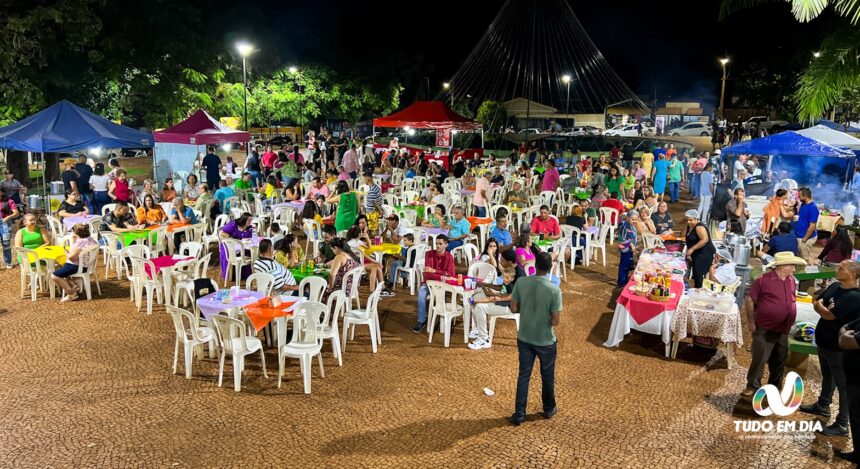 Feira Arte a Praça