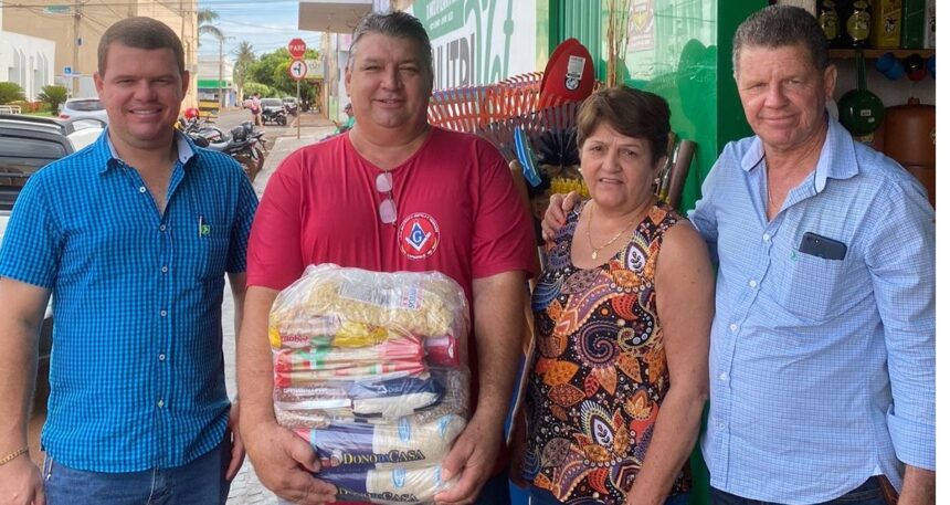 (Esq) Márcio Filho, Gilson Zanotto, Maria José Vilarinho Gomes e Márcio Ferreira Gomes