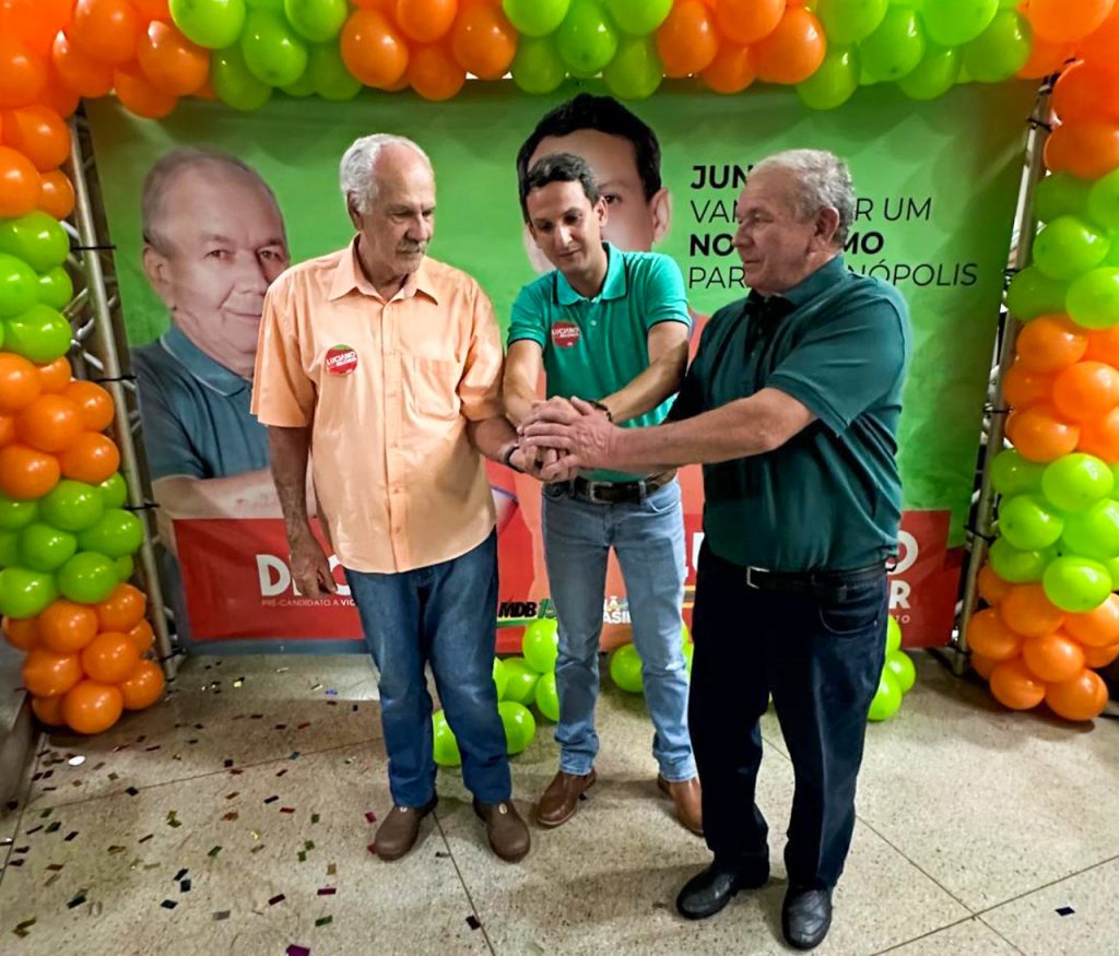 (Esq) Lucimar Batista (Lucinho), Luciano Belchior e José Marinho (Deca da Monsanto)