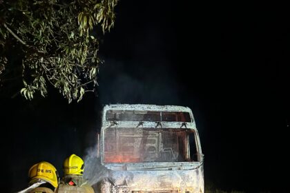 Tudo Em Dia - INCENDIO CARRETA1