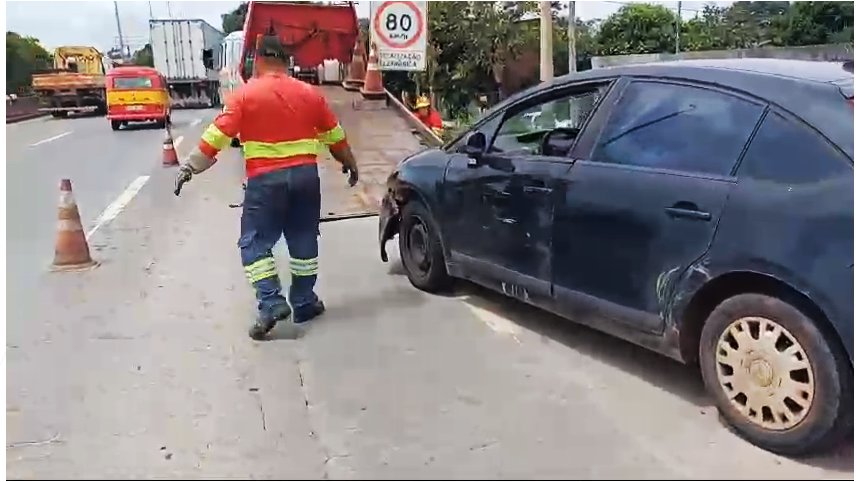 PRF Apreende Veículo em Péssimas Condições na BR-153 em Goiânia