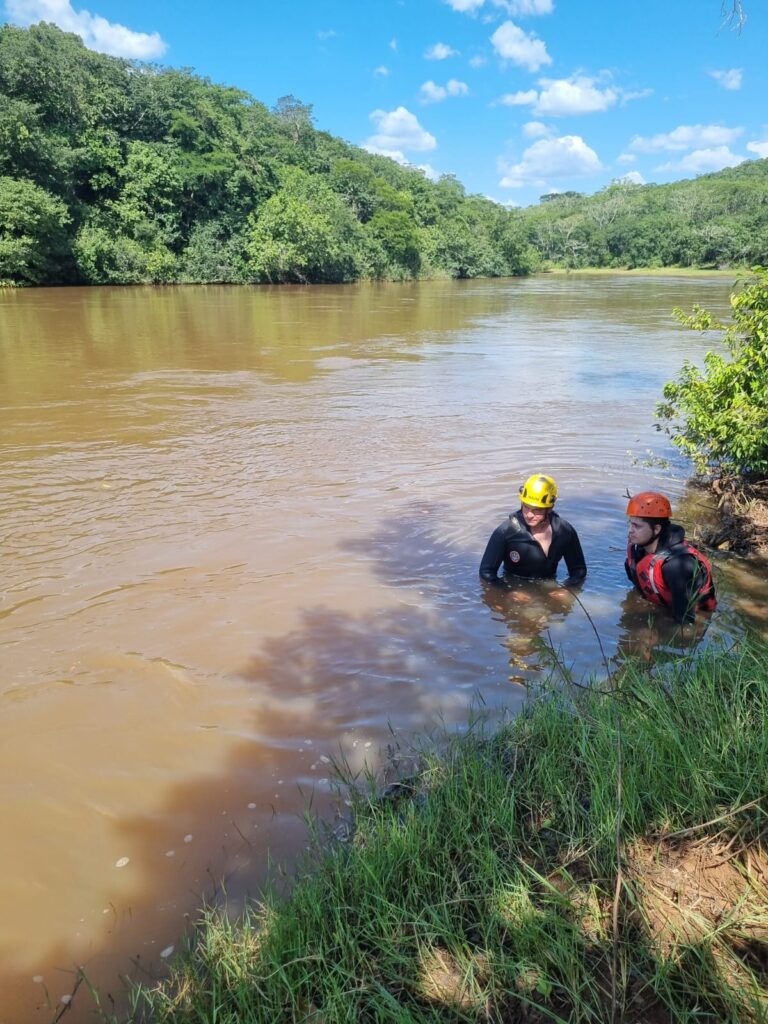 Homem desapareceu após entrar no Rio Tijuco, no município de Canápolis