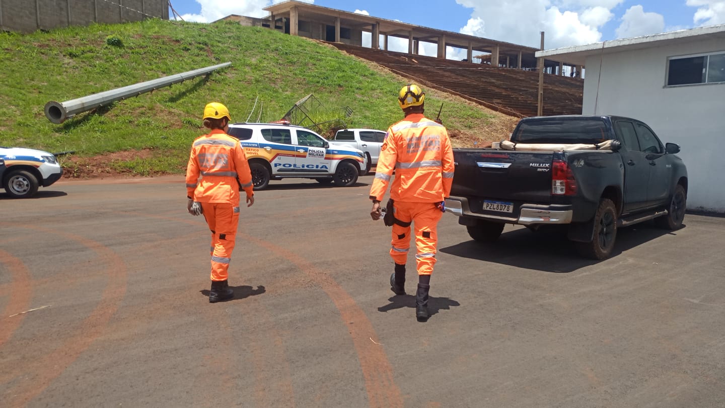 Homem de 39 anos morreu eletrocutado no estádio de futebol