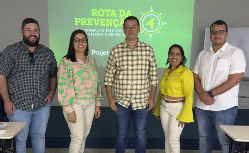 Escravidão(Esq) Renner Lima, Emília Ambrósio, Rômulo Machado, Michelle Pereira e Luiz Vital Bezerra Cavalcanti Neto | Foto: Divulgação